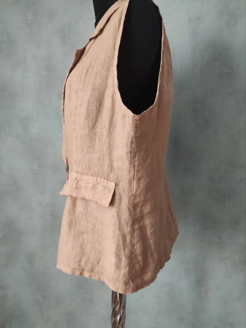 Жилет новый Италия лён размер универсальный - Верхняя одежда (Одежда) в Зеленоград