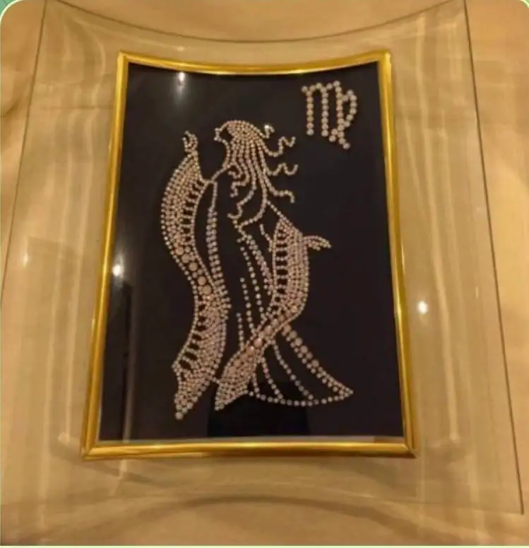 Картина со знаками зодиака «Дева» с кристаллами Swarovski - Хобби и отдых в Химки