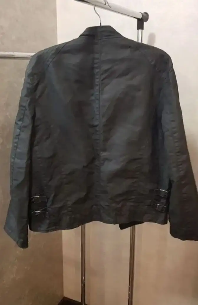 Мужские ветровки черная и темно-зеленая - Мужская одежда (Одежда) в Химки