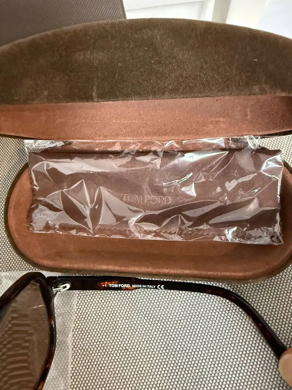 Продам солнцезащитные очки Tom Ford категории затемнения 3 - Барахолка в Химки
