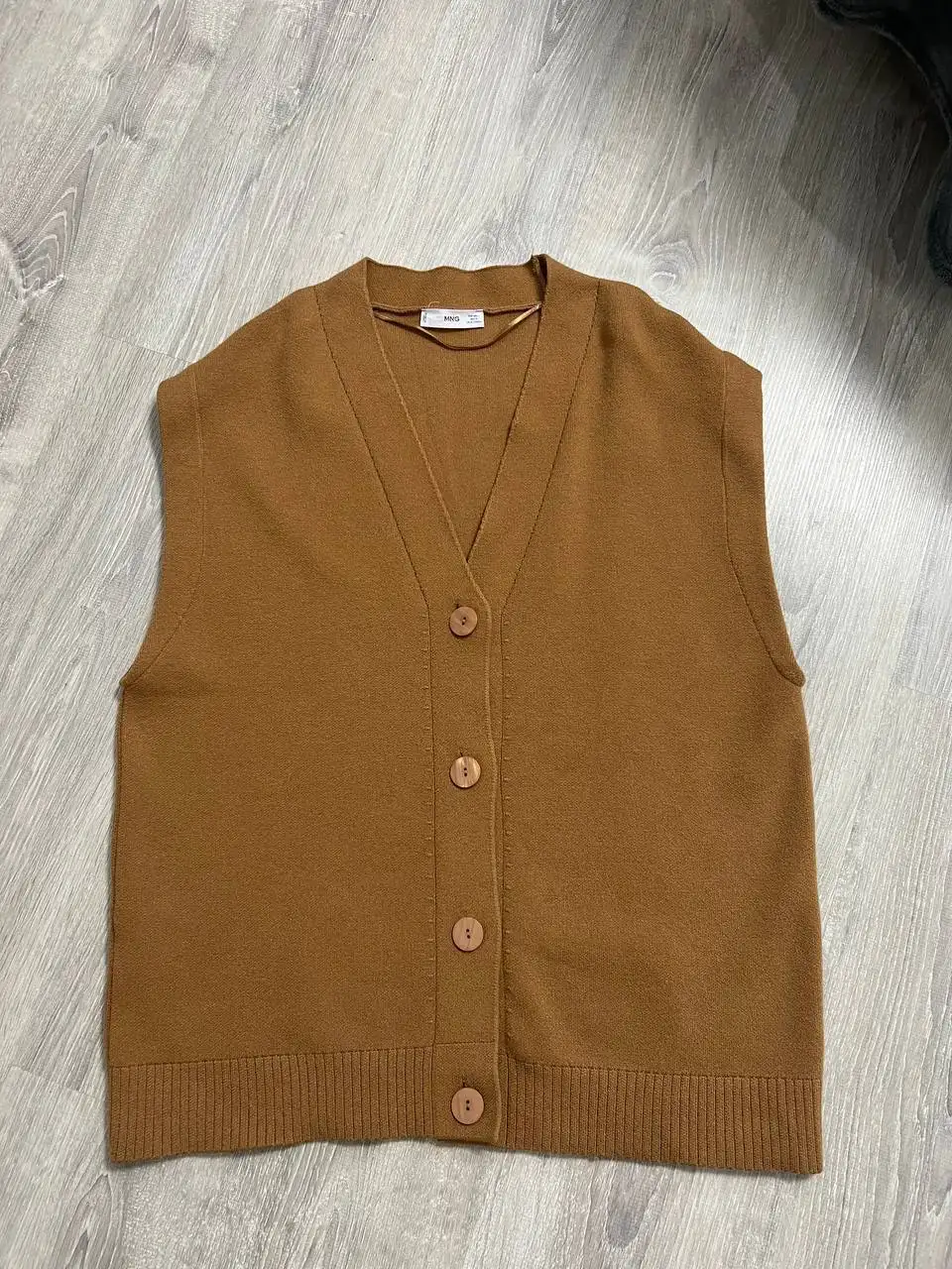 Жилет Mango и блуза в подарок - Одежда в Химки