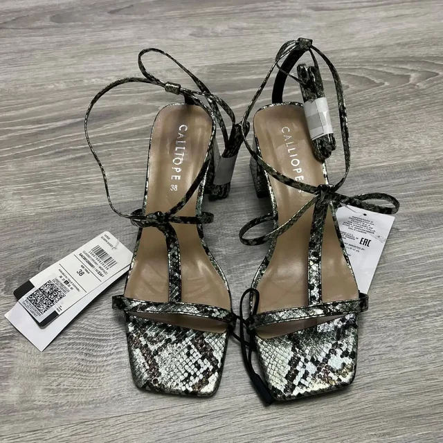 Босоножки Calliope со змеиным принтом на каблуке 6 см размер 38 - Одежда в Химки