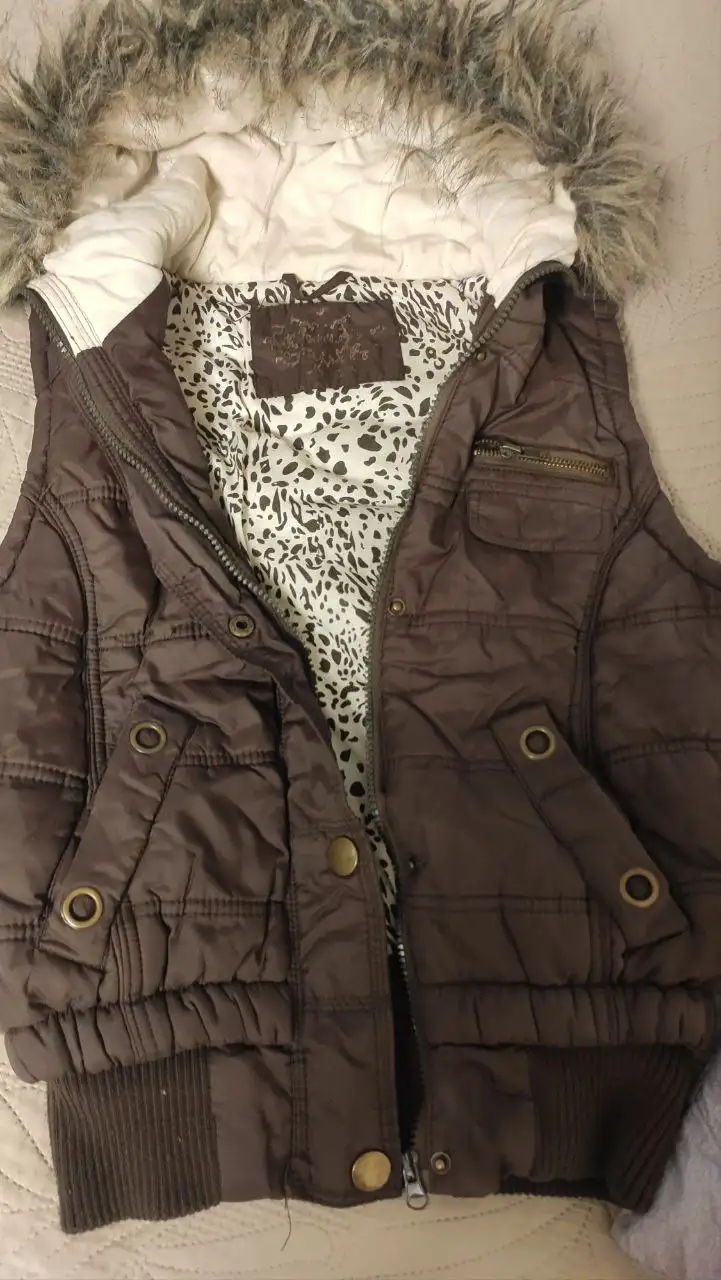 Утепленный жилет и куртка Outventure весенняя - Верхняя одежда (Одежда) в Химки