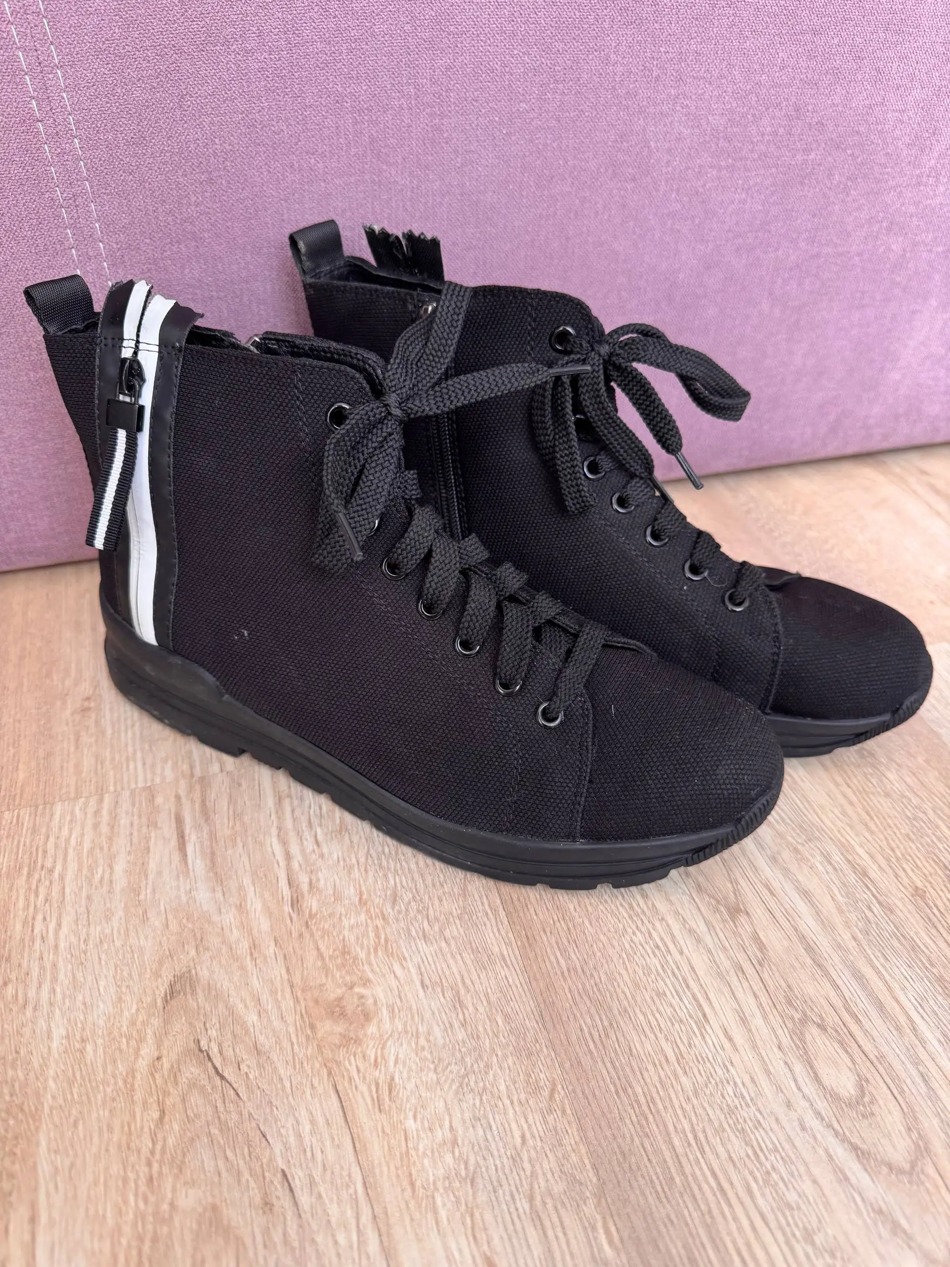 Ботинки демисезонные 39 размер - Обувь (Одежда) в Химки