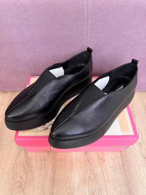 Кожаные лоферы Tervolina 39 размер - Брюки/Джинсы в Химки