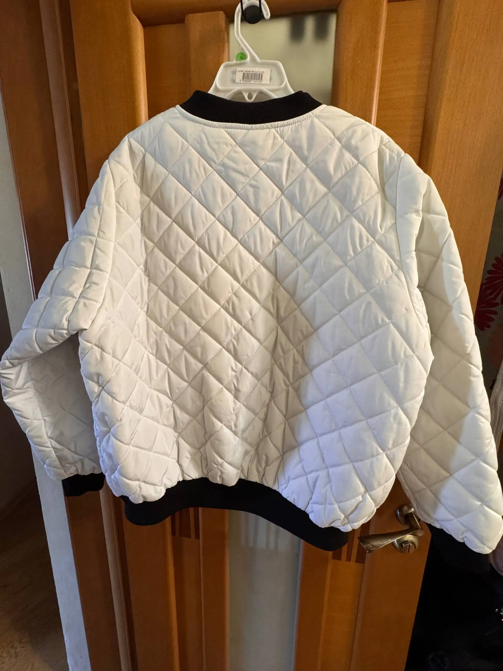 Женская демисезонная куртка-бомбер на резинке, размер 60-62 - Верхняя одежда (Одежда) в Химки