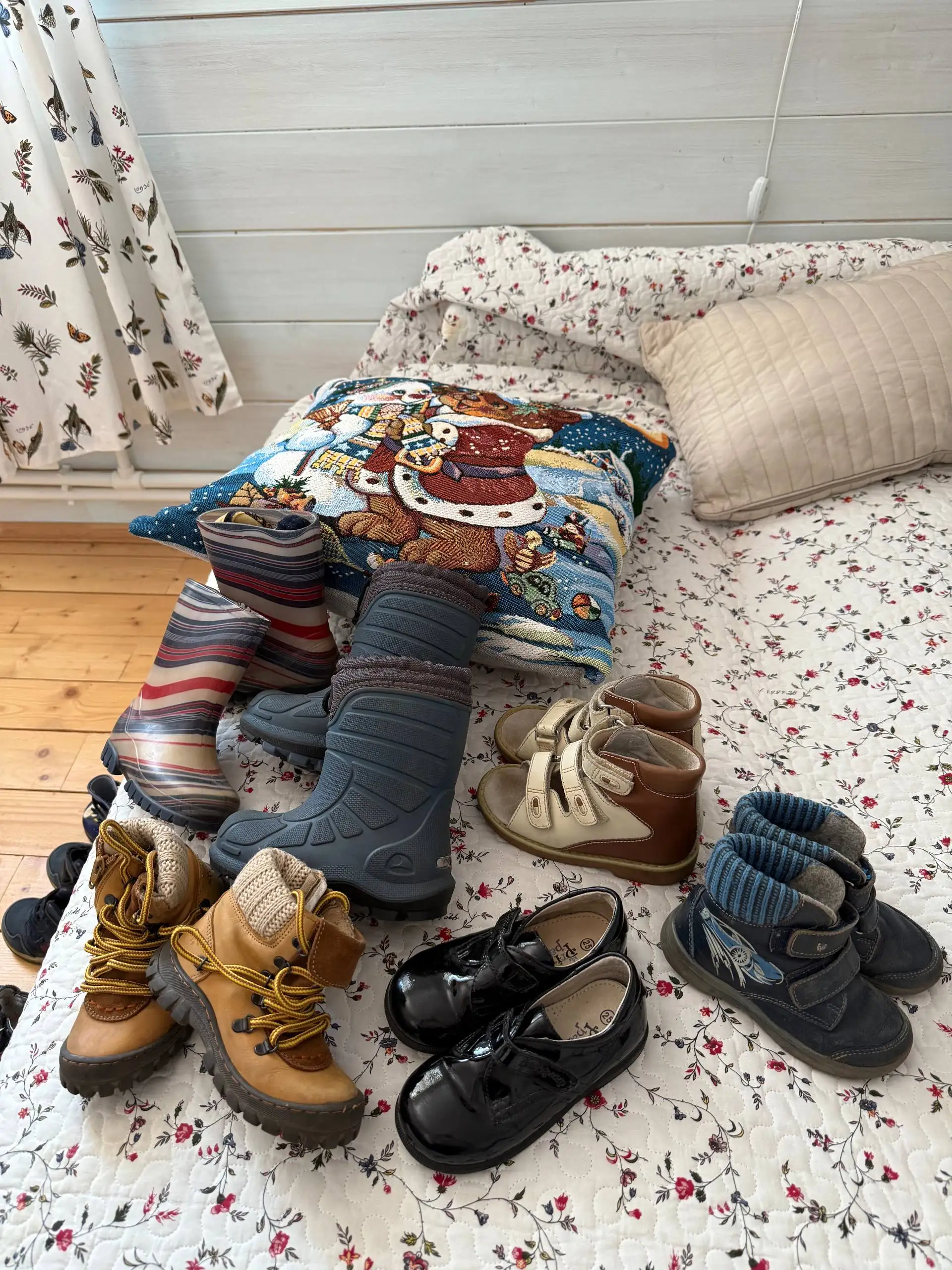 Пакет обуви на 25 размер - Барахолка в Химки