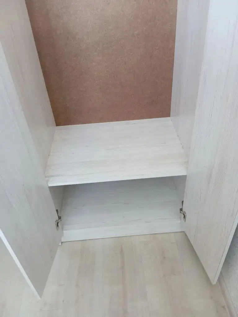 Продам шкаф платяной белый двустворчатый - Мебель (Для дома и дачи) в Зеленоград