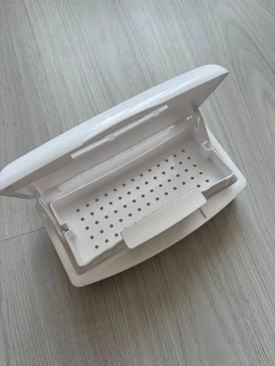 Новые контейнер и аламинол - Барахолка в Химки