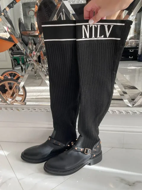 Продажа ботфортов Valentino - Жилетки в Химки