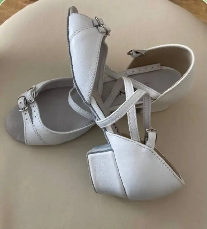 Туфли для спортивных бальных танцев размер 32 - Обувь (Барахолка) в Химки