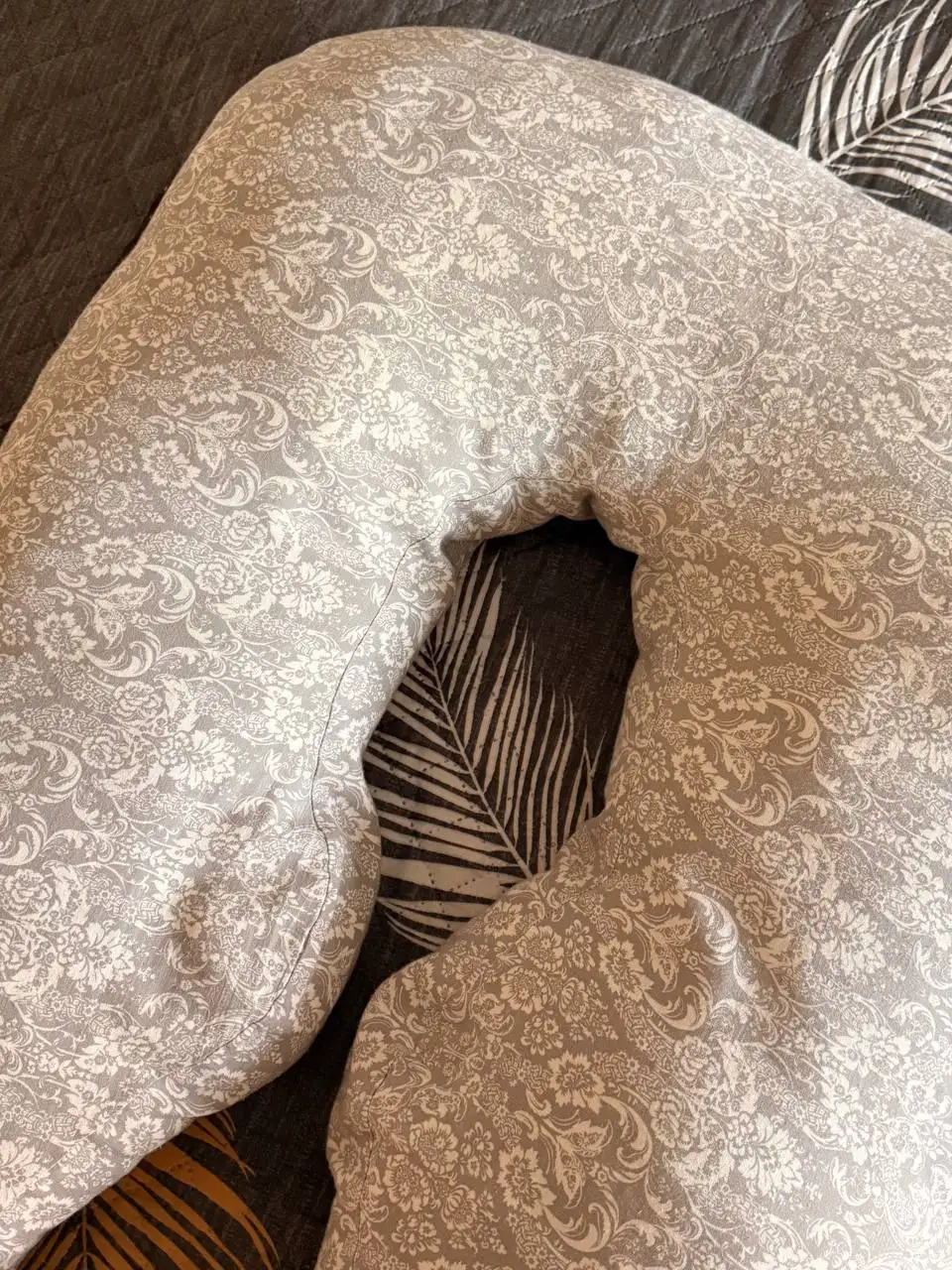 Подушка для беременных в хорошем состоянии - Аксессуары для беременных (Товары для детей) в Химки