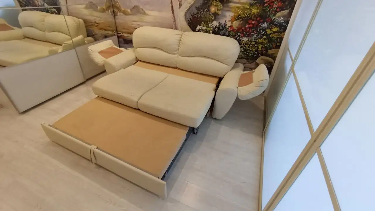 Продам два дивана с обивкой экокожа - Мебель (Барахолка) в Сходня