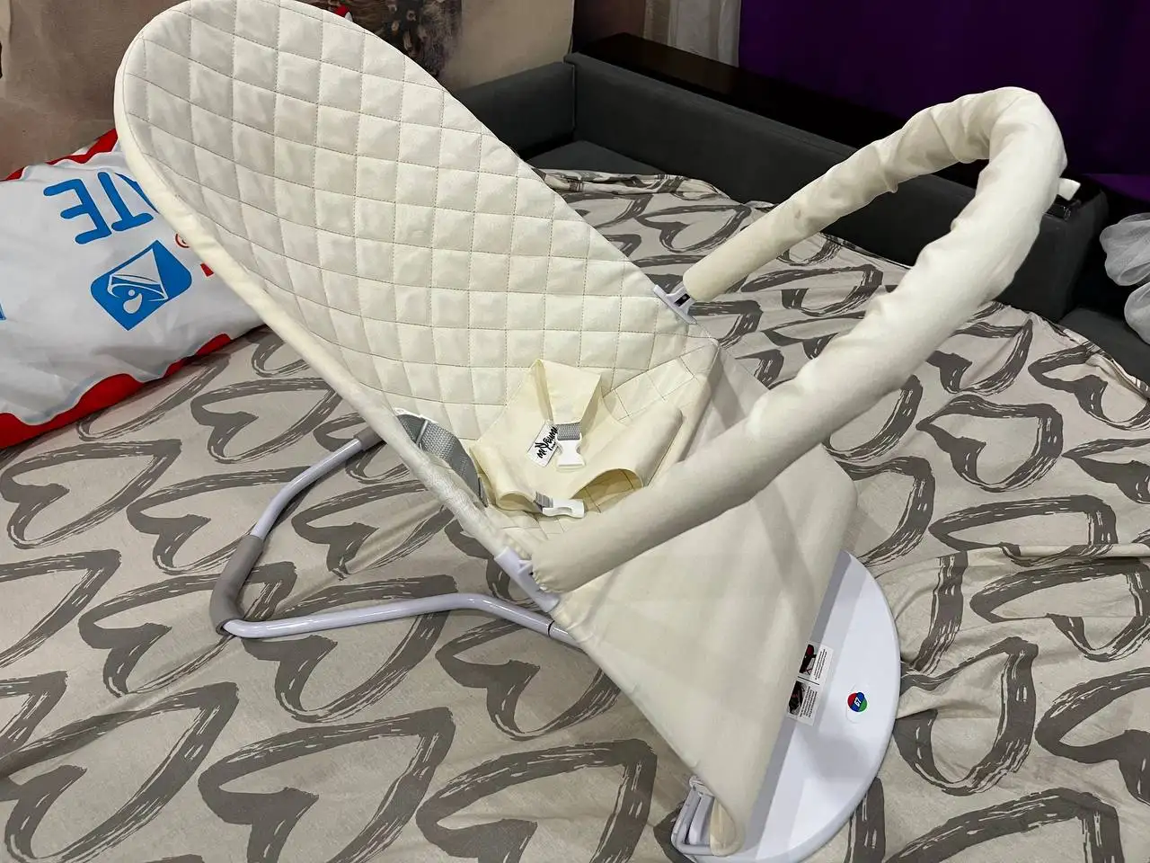 Продам детские качели, шезлонг, игровой коврик, пеленальный матрасик - Детская мебель и аксессуары (Товары для детей) в Химки