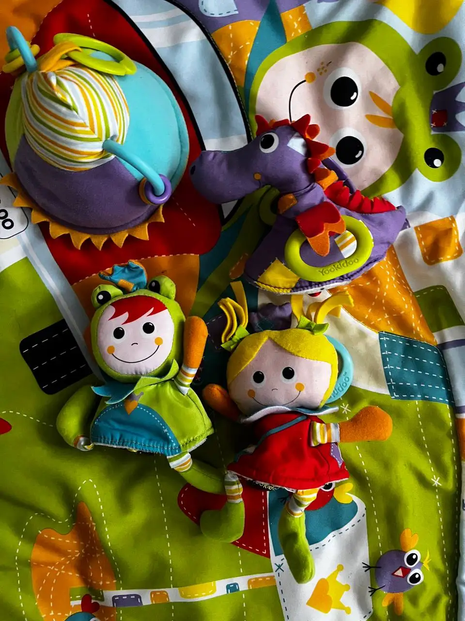 Продам детские качели, шезлонг, игровой коврик, пеленальный матрасик - Детская мебель и аксессуары (Товары для детей) в Химки