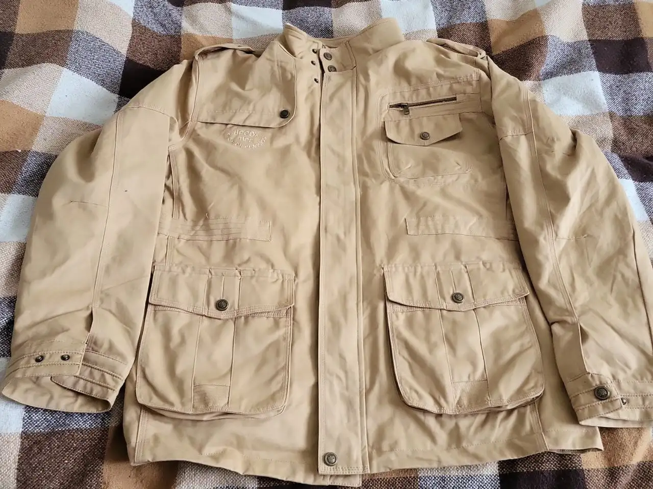 Мужская куртка/ветровка новый большой размер - Верхняя одежда (Одежда) в Химки