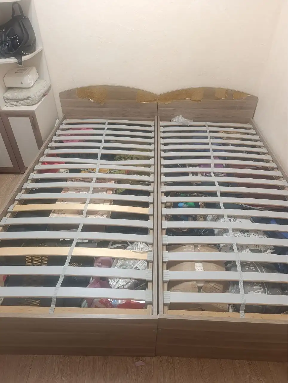 Продажа двух кроватей с матрасами Аскона - Мебель (Барахолка) в Химки