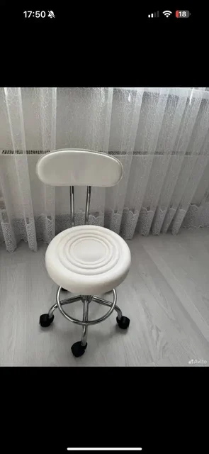 Стул в отличном состоянии - Ювелирные изделия в Химки