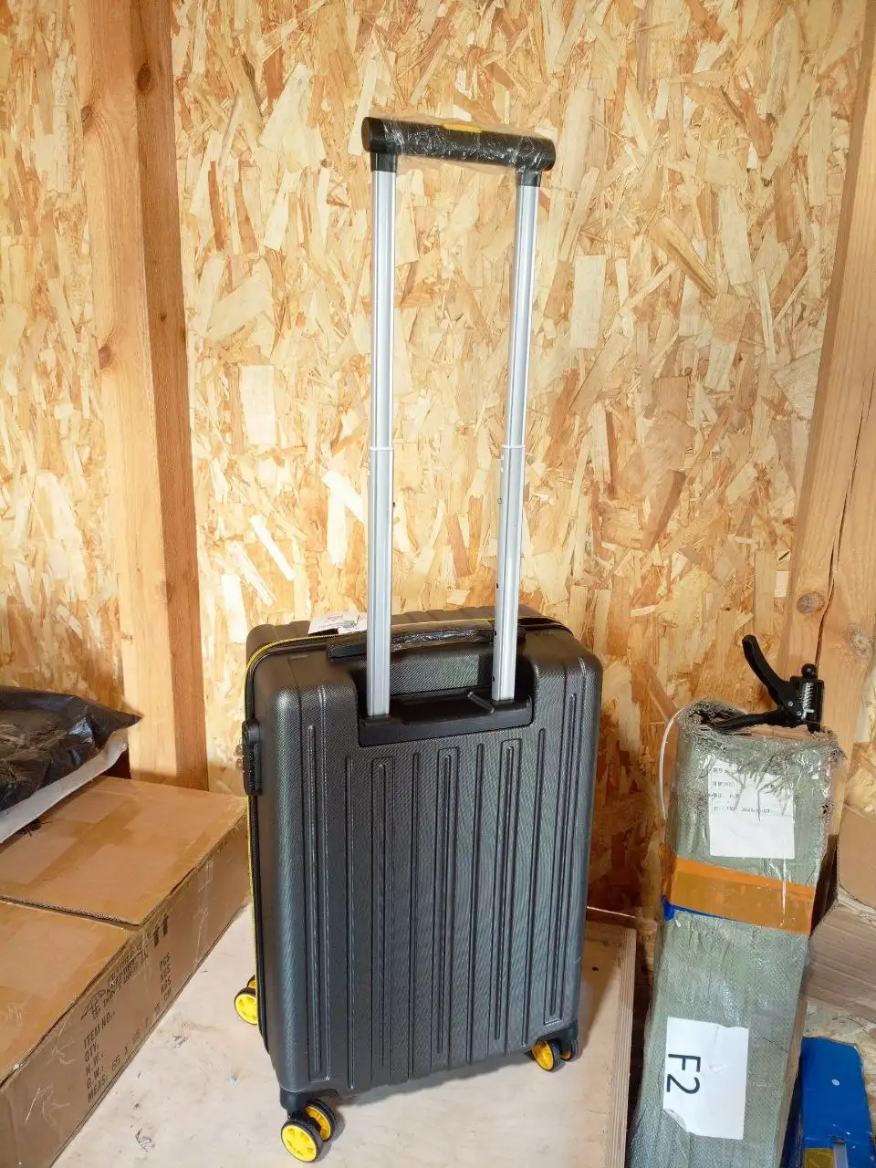 Новый чемодан ABS размер S - Чемоданы и сумки (Барахолка) в Химки