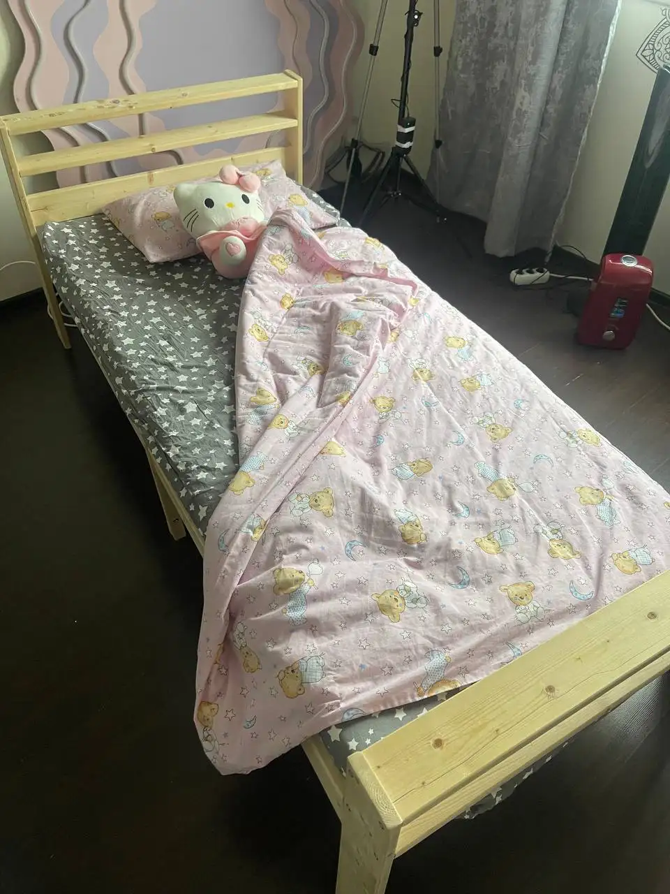 Детская кровать с матрасом и бельем - Мебель детская (Товары для детей) в Химки