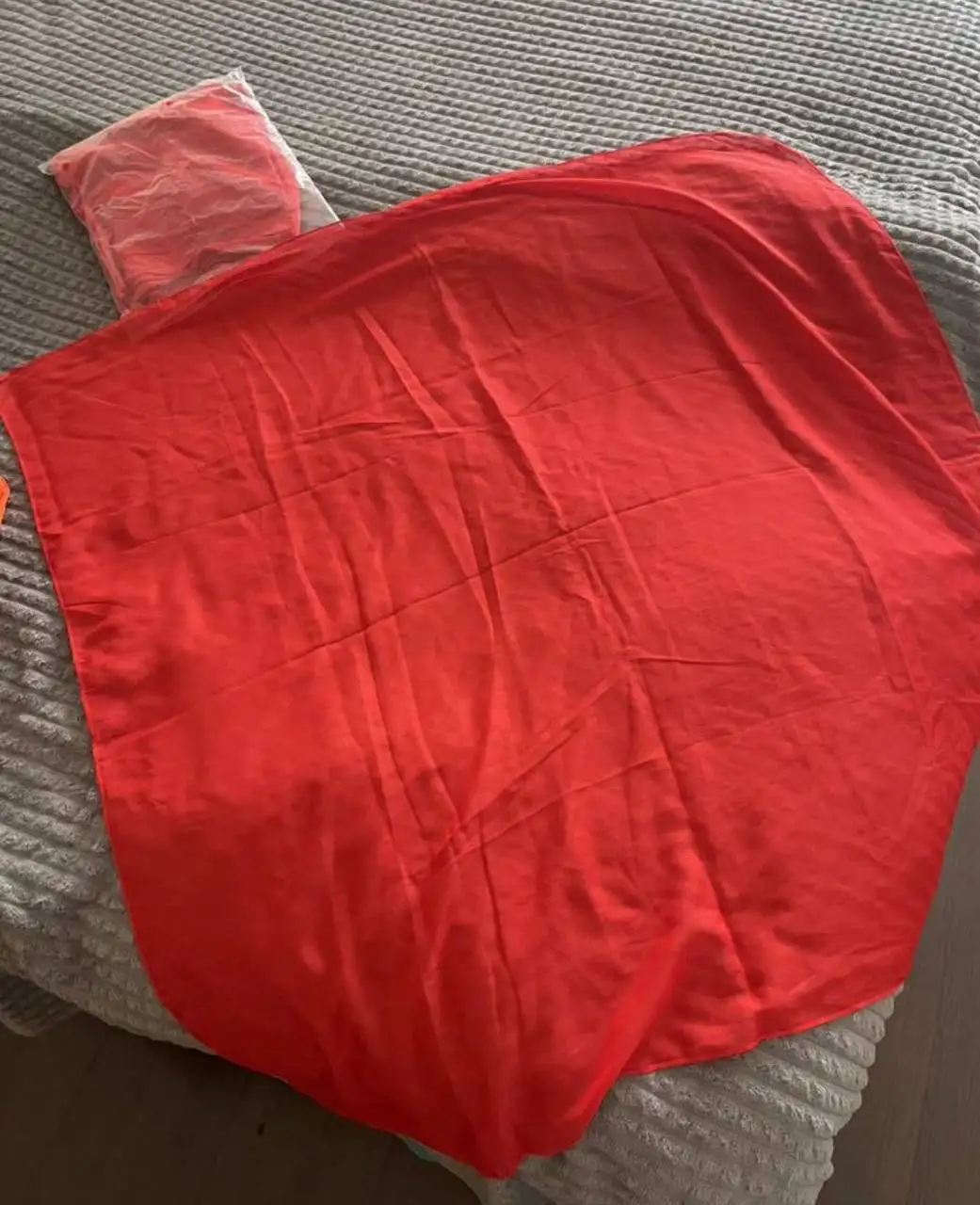 Платочки в дар - Одежда (Барахолка) в Химки