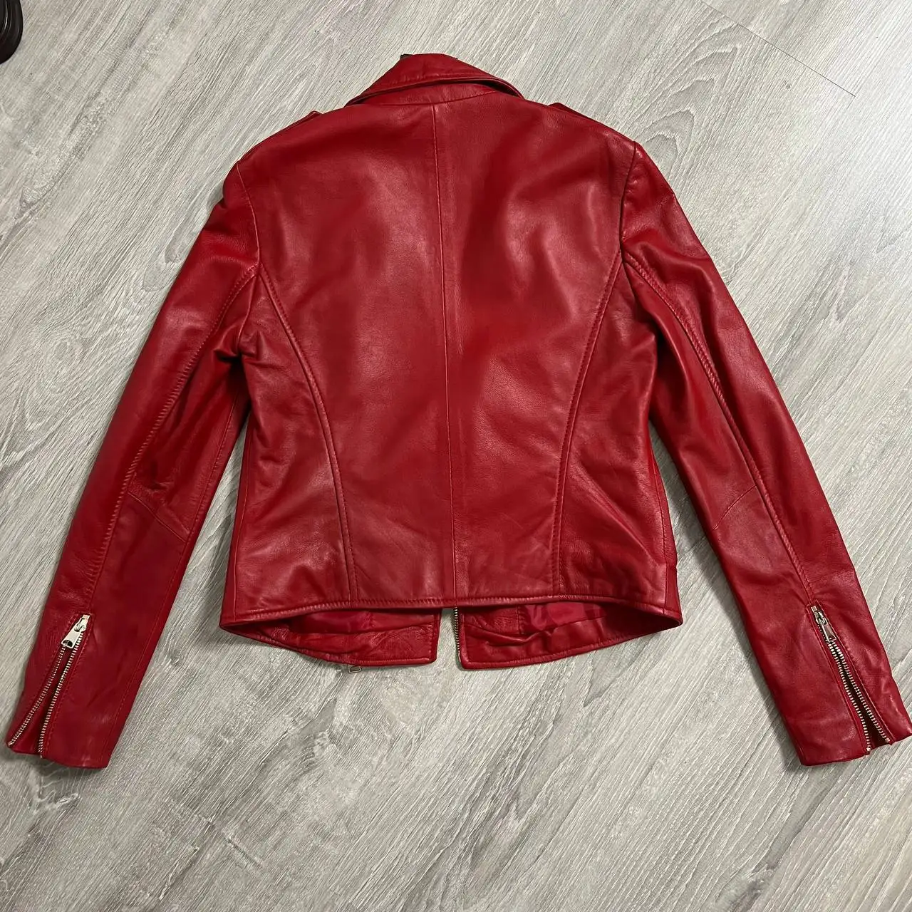 Куртка косуха бренда Снежная королева из натуральной овечьей кожи - Верхняя одежда (Одежда) в Химки