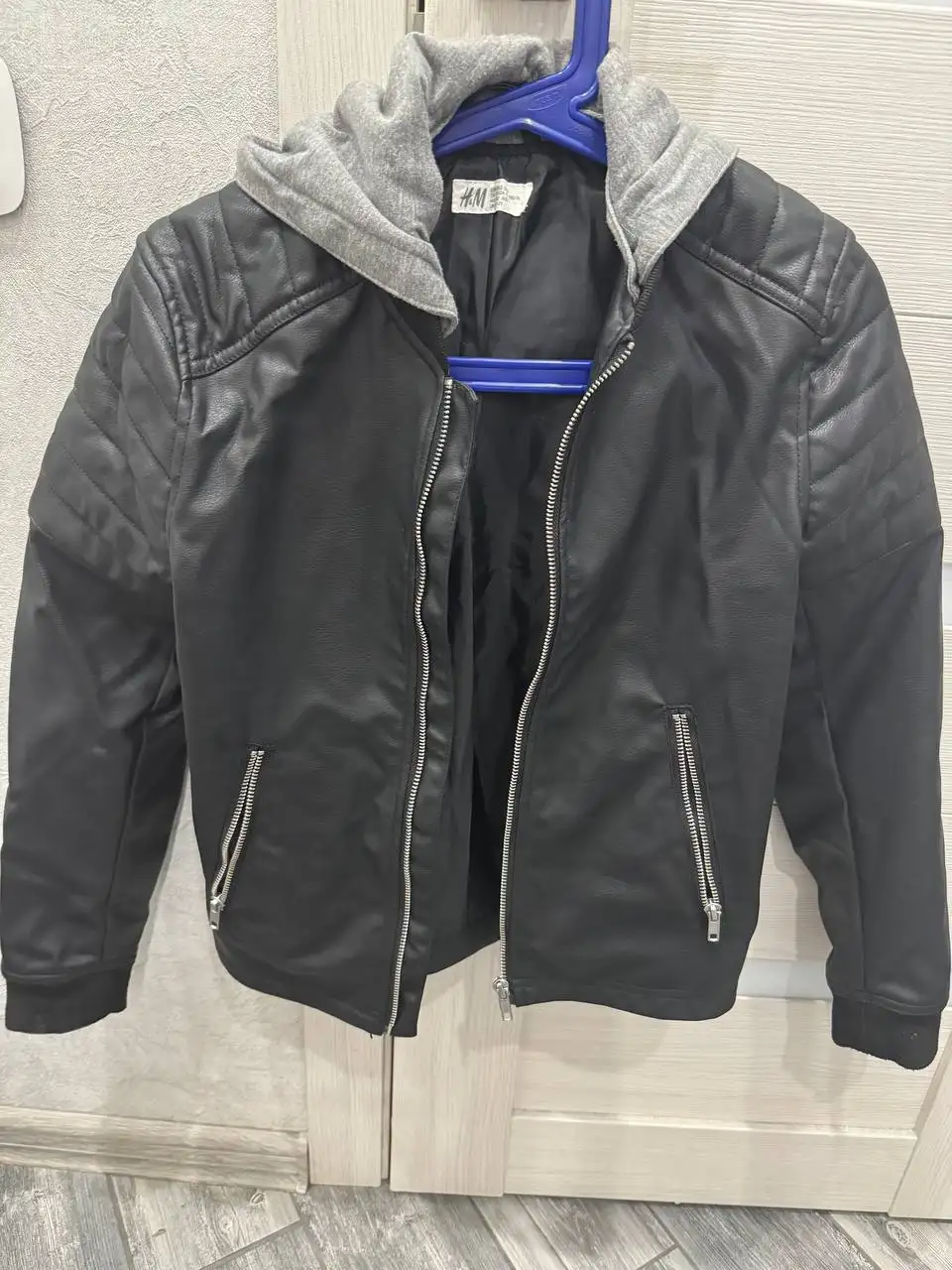 Куртка H&M из кожзама в отличном состоянии - Верхняя одежда (Одежда) в Химки