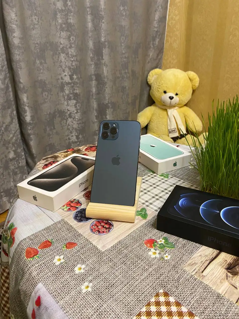 Продажа iPhone 12 Pro Max 256 ГБ - Смартфоны (Электроника) в Химки
