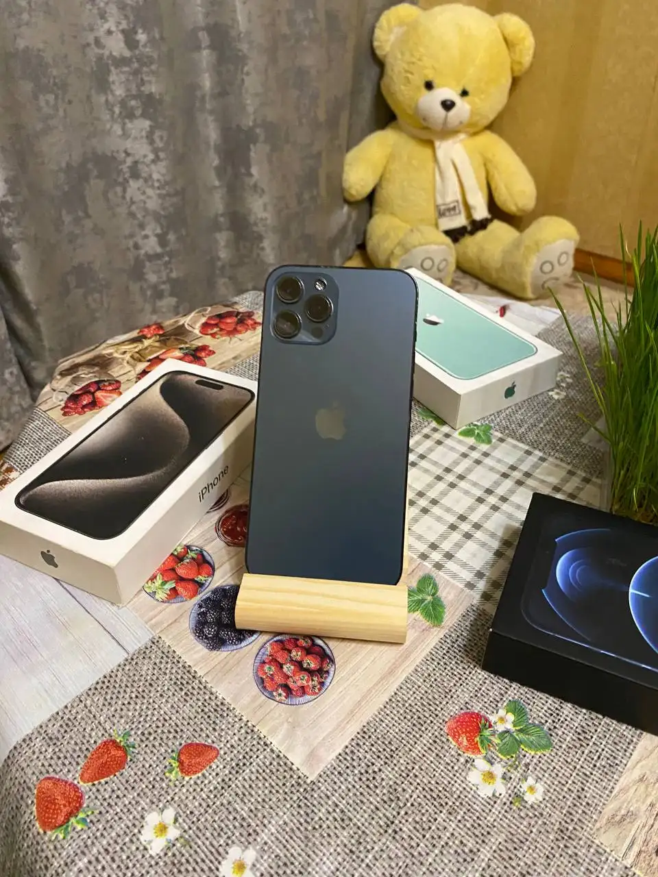 Продажа iPhone 12 Pro Max 256 ГБ - Смартфоны (Электроника) в Химки
