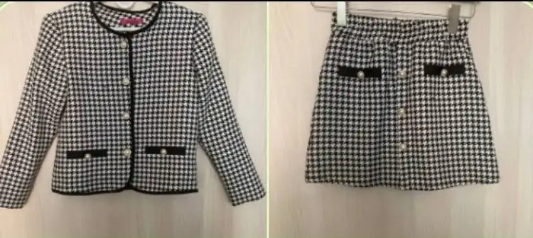 Костюм классический буклированный размер 40 - Женская одежда (Одежда) в Химки