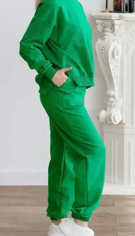 Спортивные костюмы новые размер 44-46 - Спортивная одежда (Одежда) в Химки