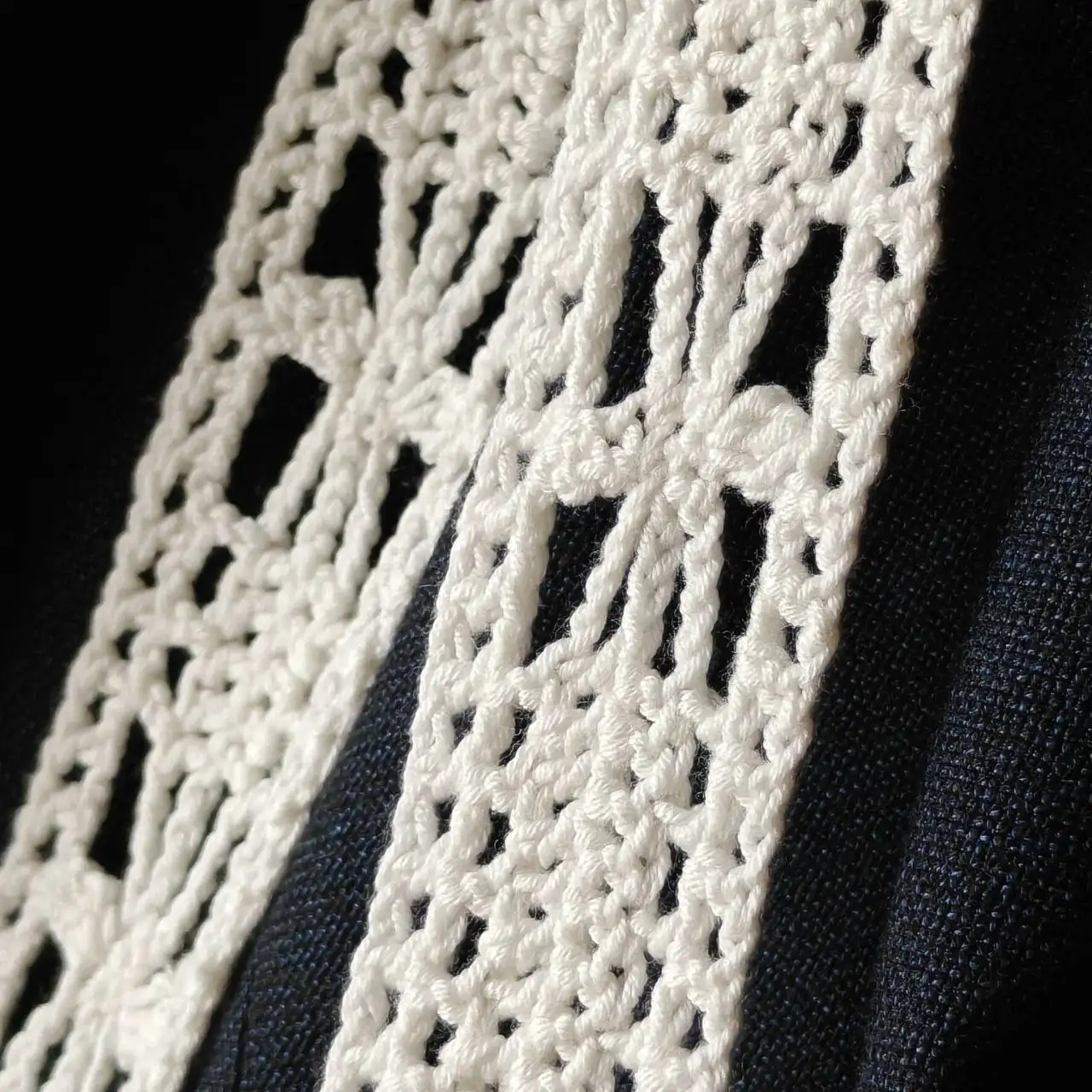 Вязаный ажурный скинни шарф из хлопковой нити - Аксессуары (Одежда) в Химки