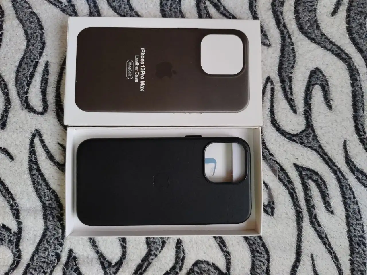 Новый кожаный чехол - Барахолка в Химки