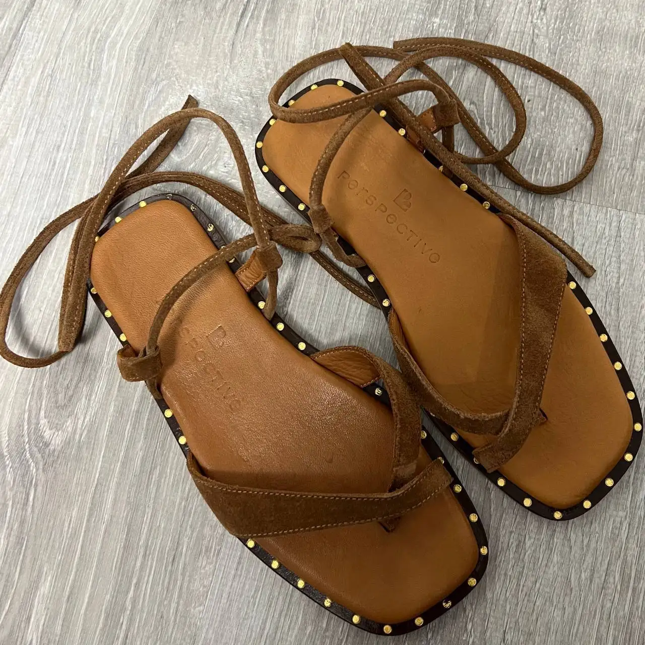 Сандалеты Perspective 36 размера из натуральной замши и кожи - Обувь (Одежда) в Химки