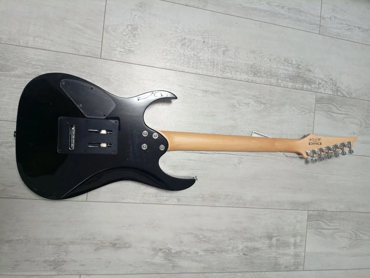 Новая электрогитара Ibanez GRG170DX BKN - Музыкальные инструменты (Хобби и отдых) в Химки