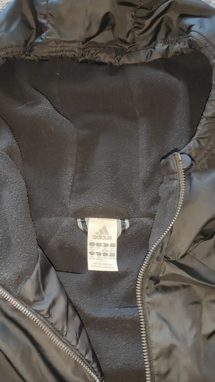 Куртка утепленная Adidas оригинал, размер 42 (XS) - Верхняя одежда (Одежда) в Зеленоград
