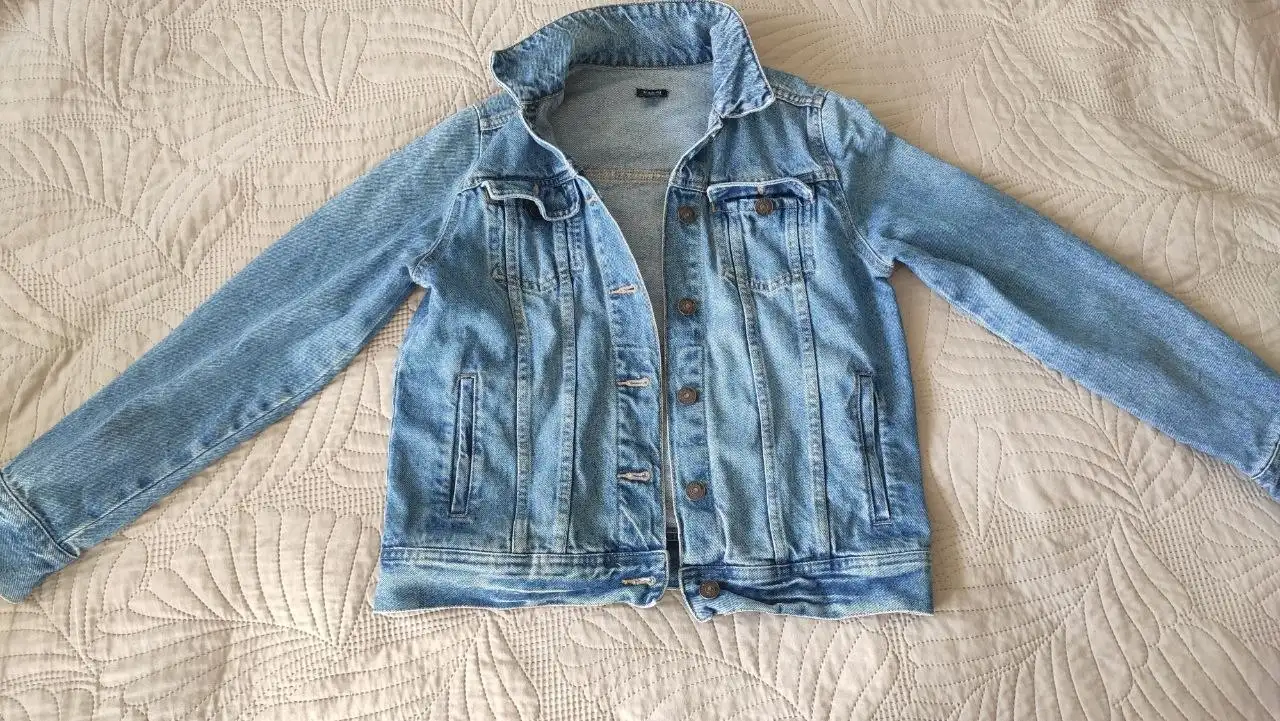 Джинсы Gloria Jeans 146 и джинсовка Kiabi 146 - Одежда в Химки