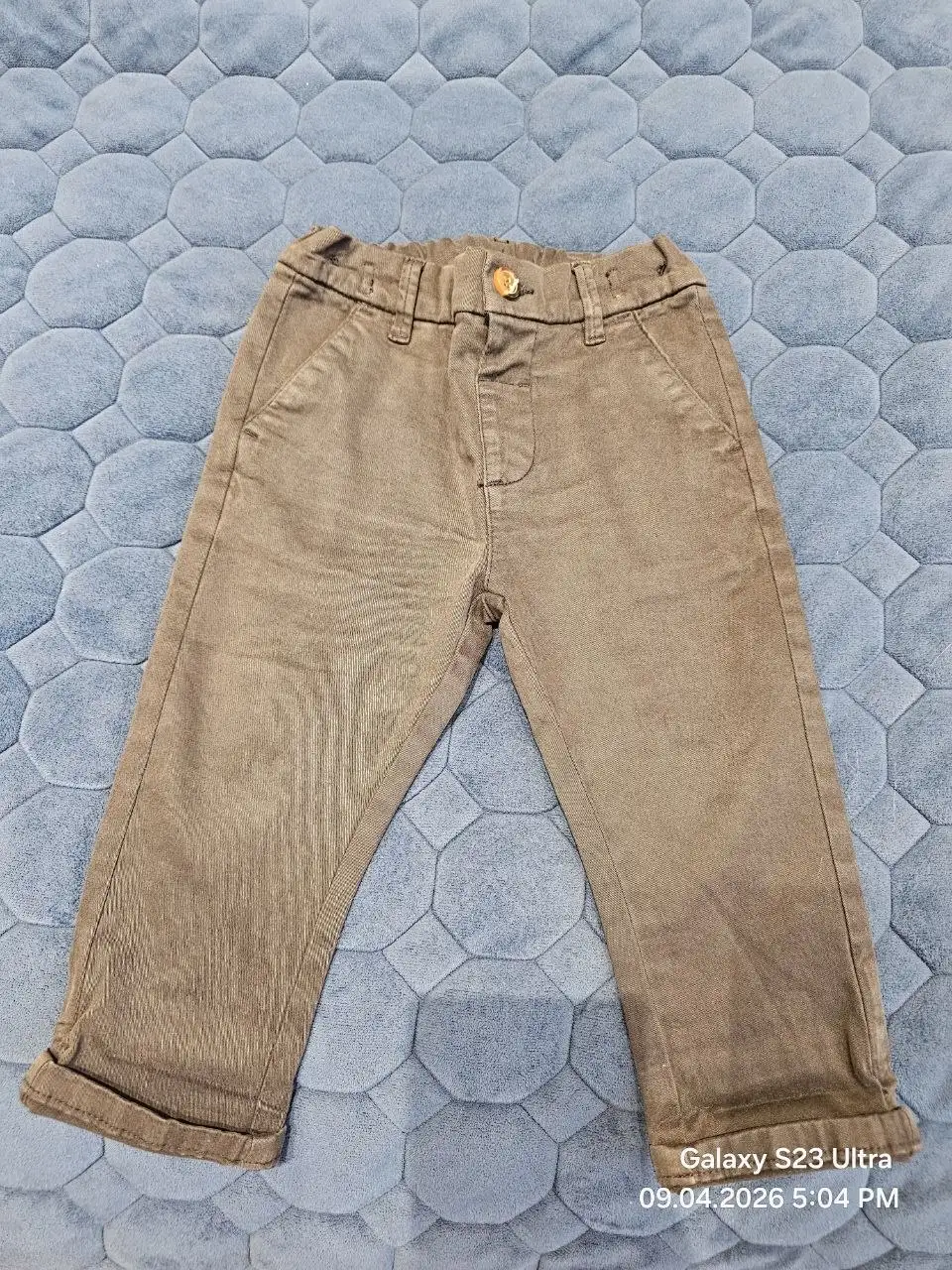 Удобные чёрные брюки для мальчика р.80 - Одежда (Товары для детей) в Химки