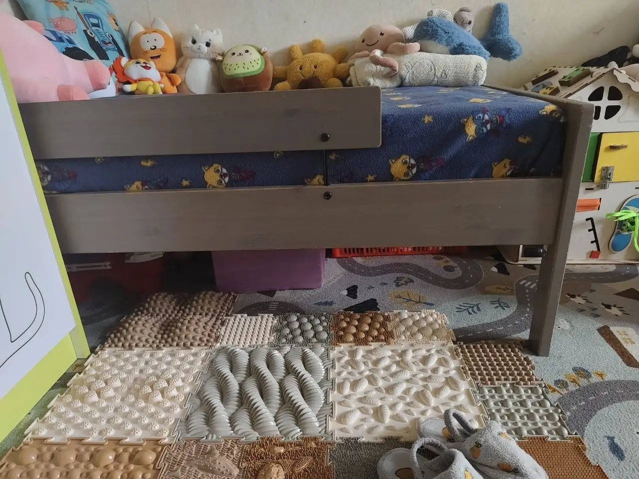 Кроватка ИКЕА 120x70 с матрасом - Товары для детей в Химки