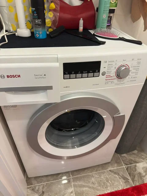 Стиральная машинка Bosch 4кг в хорошем состоянии - Крупная бытовая техника в Химки