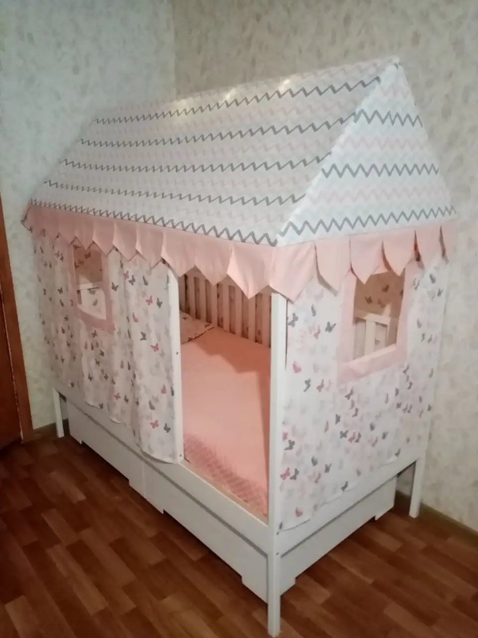 Детская кроватка-домик с матрасом - Детские кроватки (Товары для детей) в Химки