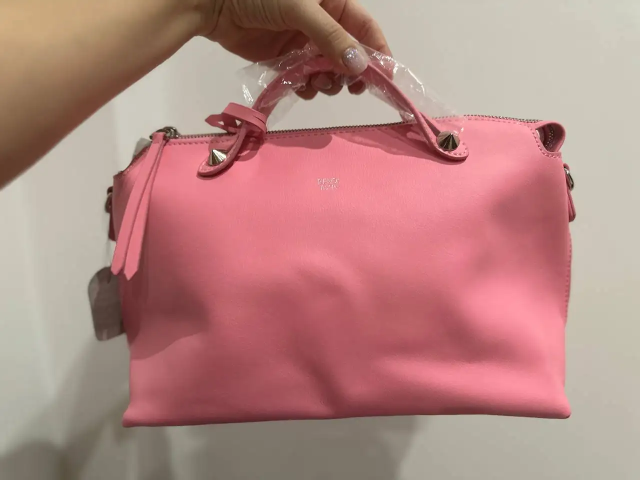 Новая сумка Fendi из натуральной кожи - Аксессуары (Одежда) в Химки