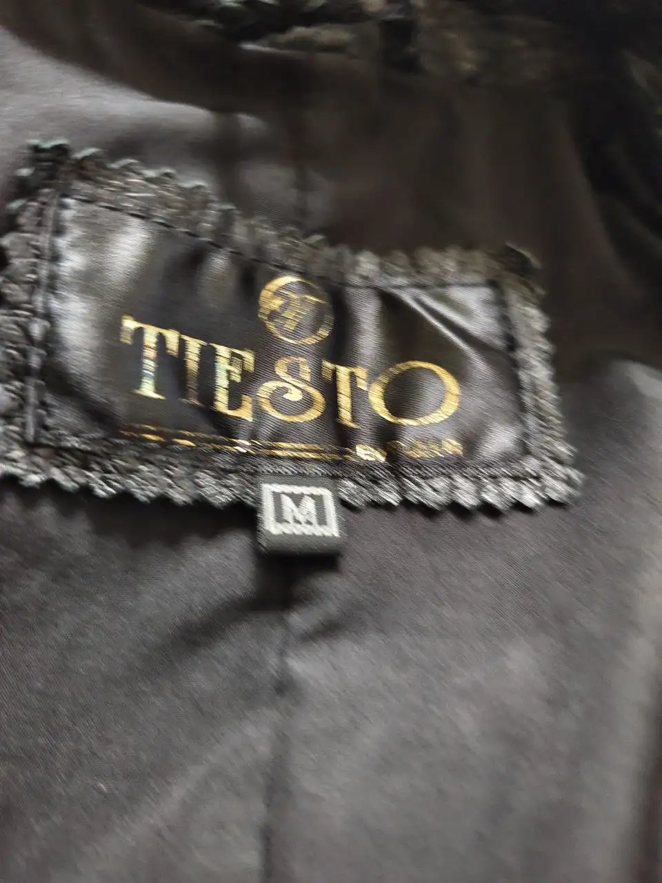 Кожаная куртка и купальник - Верхняя одежда (Одежда) в Химки