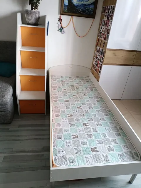 Продам кровать 80х190 с матрасом и отдам лестницу с ящиками - частное объявление в Химки