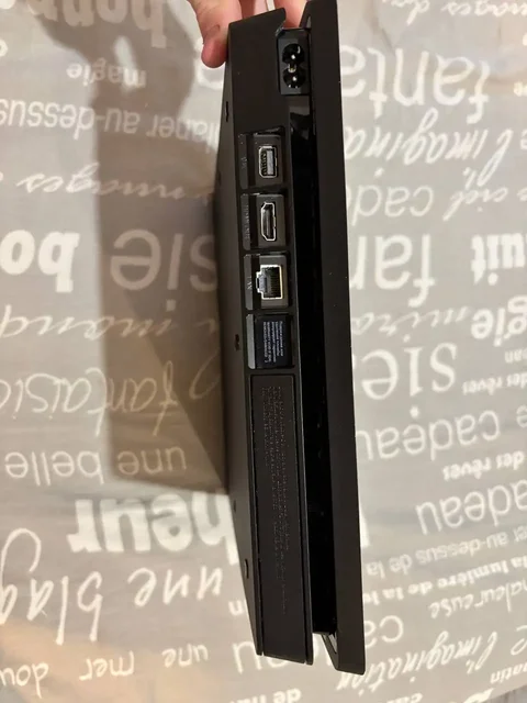 PS4 500GB с двумя джойстиками - частное объявление в Подрезково