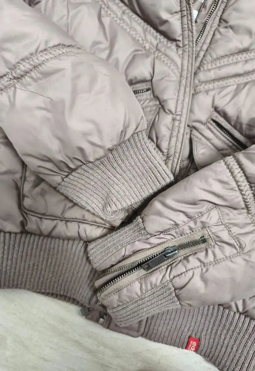 Демисезонная куртка Esprit M - Верхняя одежда (Одежда) в Химки