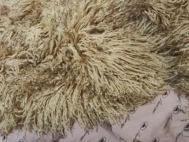 Натуральное меховое покрывало - Техника для кухни в Химки