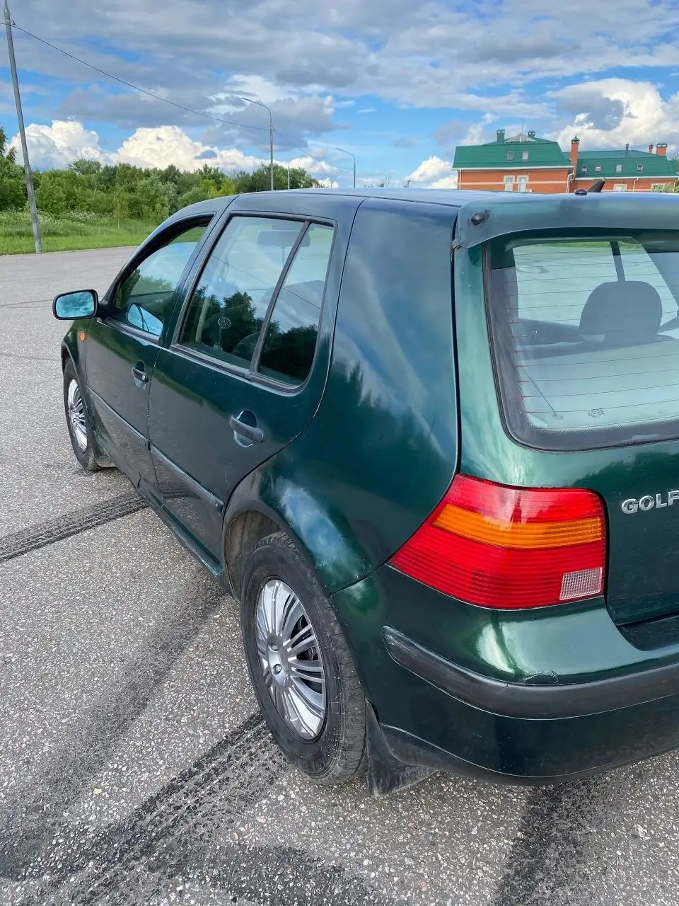 Продажа Volkswagen Golf 4 1999 - Volkswagen Golf 4 (Авто) в Сергиев Посад