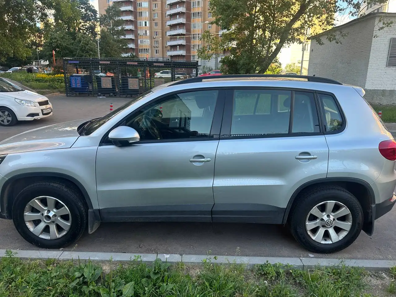 Автомобиль 2012 года, 2 владельца, автомат, полный привод - Авто в Москва