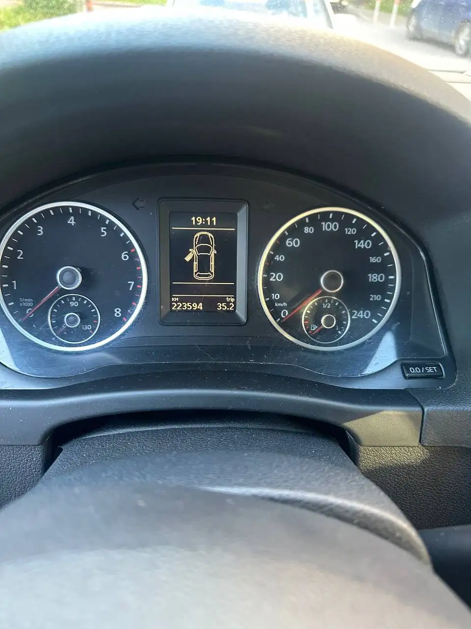 Автомобиль 2012 года, 2 владельца, автомат, полный привод - Авто в Москва